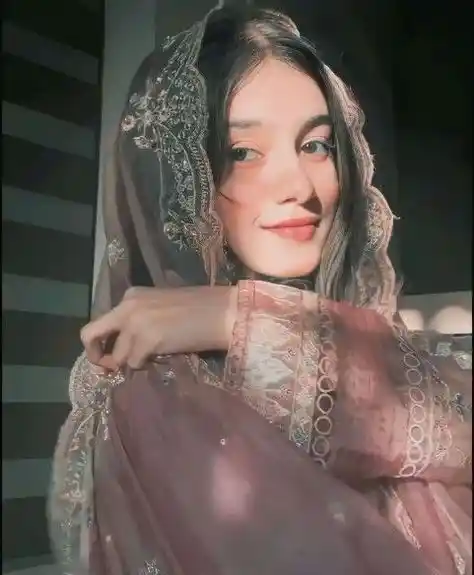 zoya Ansari